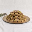 Rangeena Dates in Gold Tray