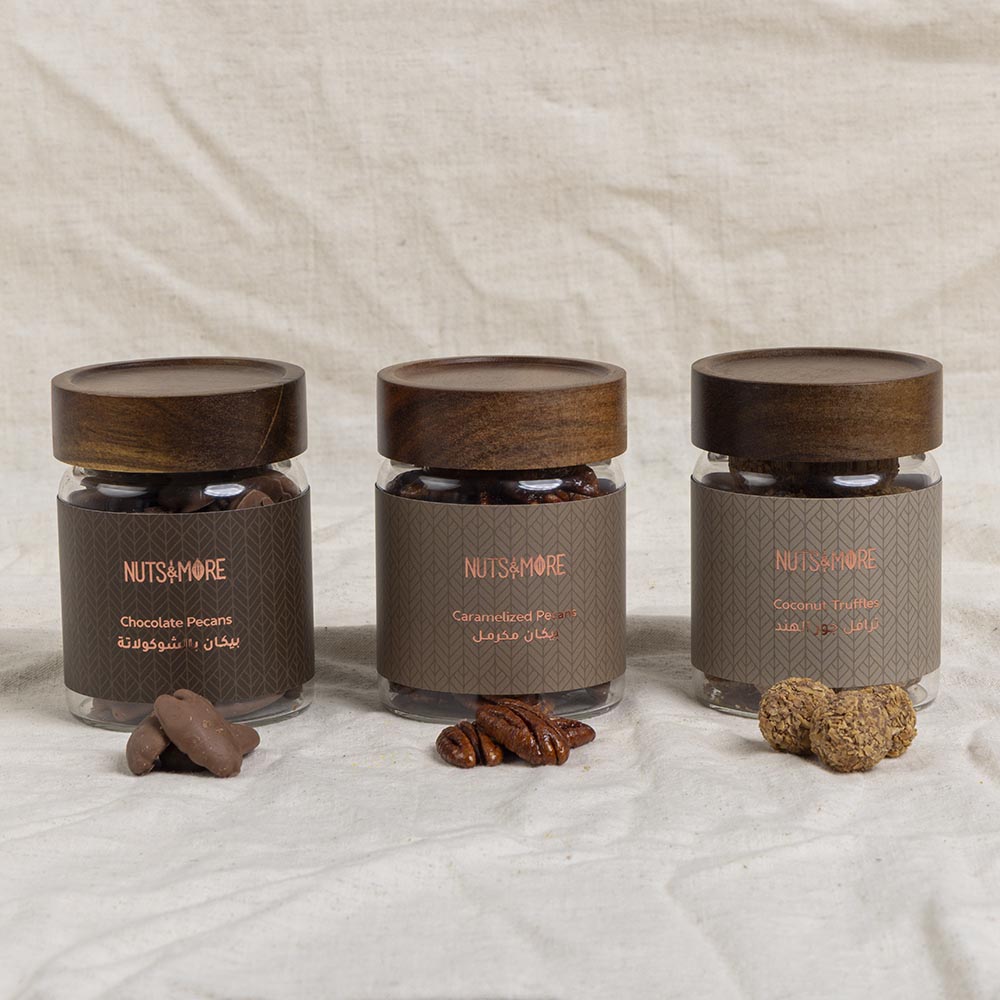 Mix Nuts Set in Luxury Box