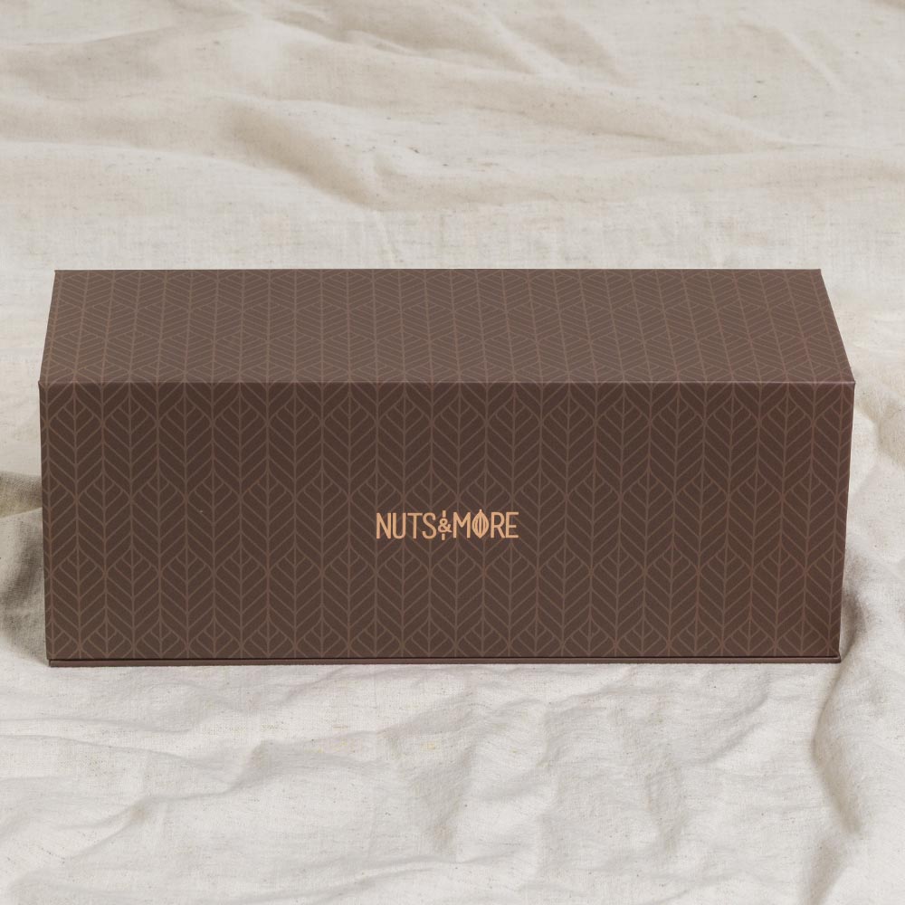 Mix Nuts Set in Luxury Box