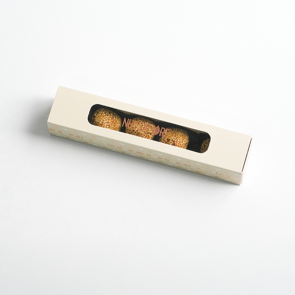 Dates with Tahina in rectangle box