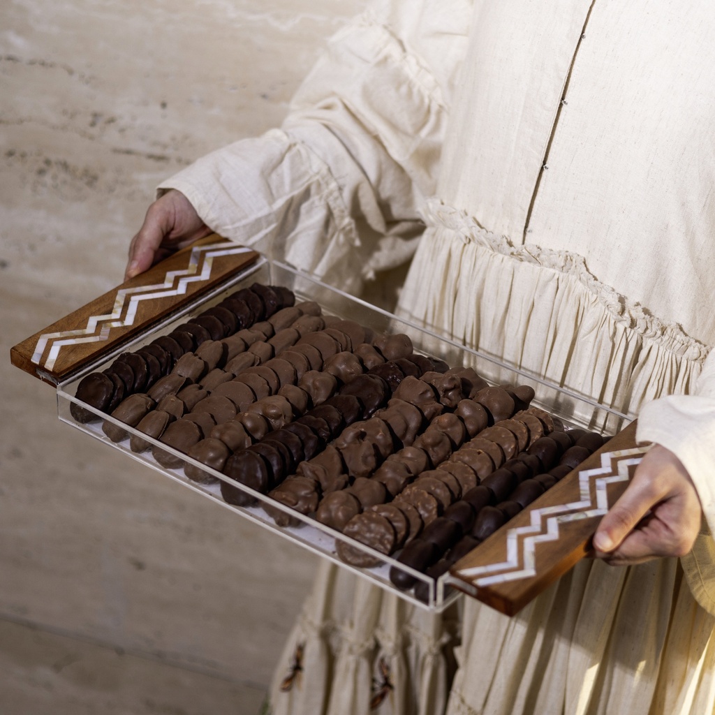 Chocolates Plate Cleric Rectangle Tray With Wooden and Pearl Handle