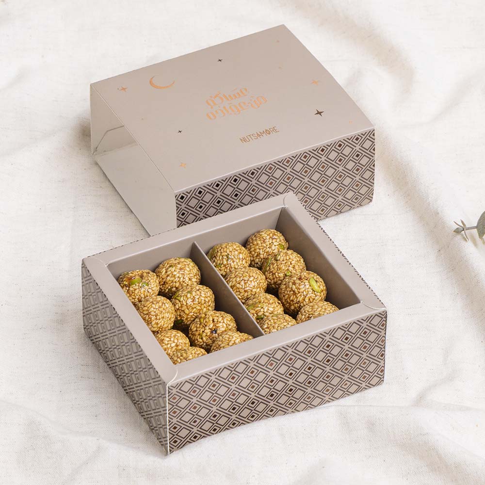 Semsemiya Balls in Small Ramadan Box (32 Pcs)
