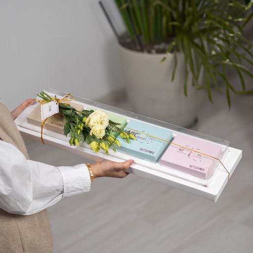 [1319] Tray with Four Boxes With Flowers