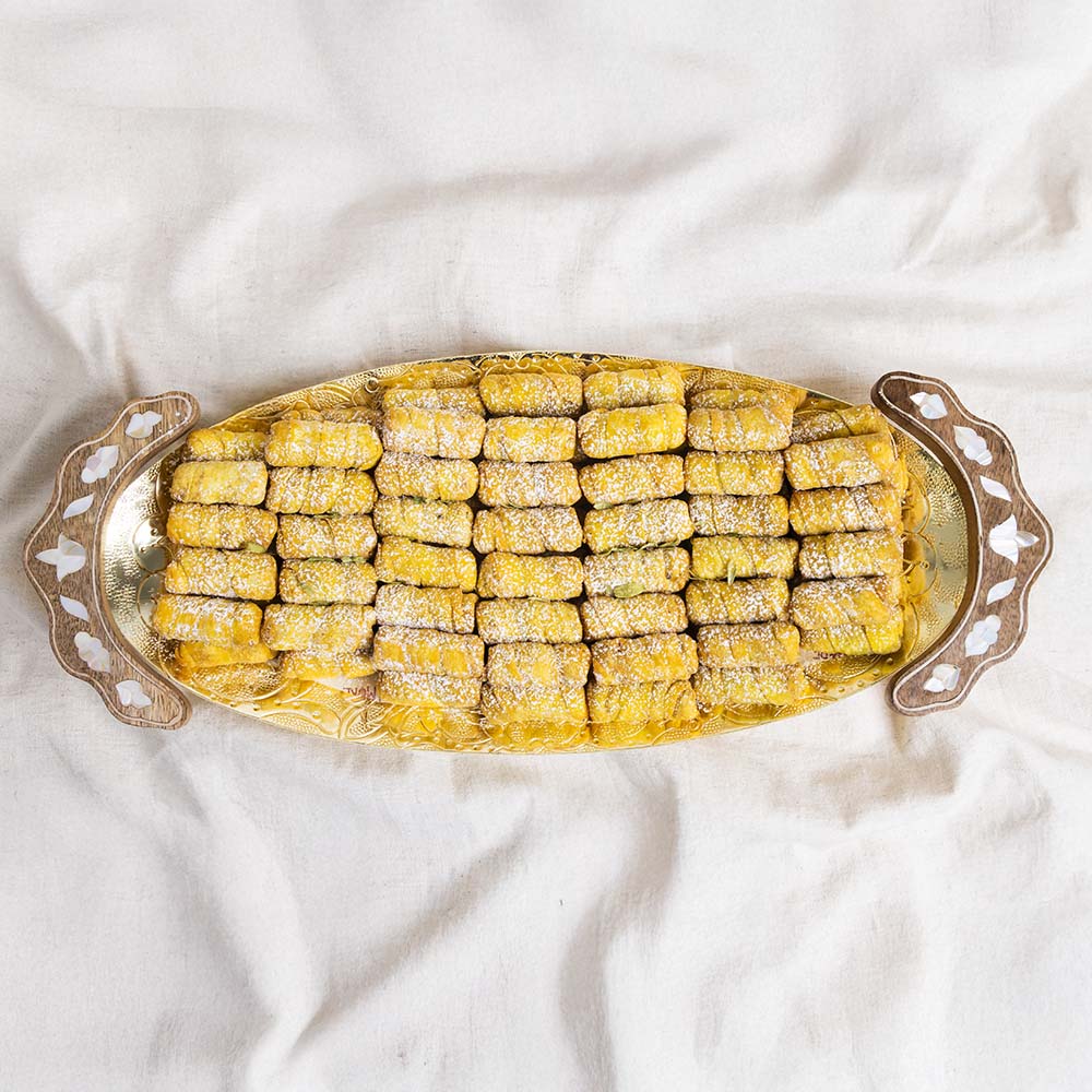 Damloj walnut in Luxury Tray