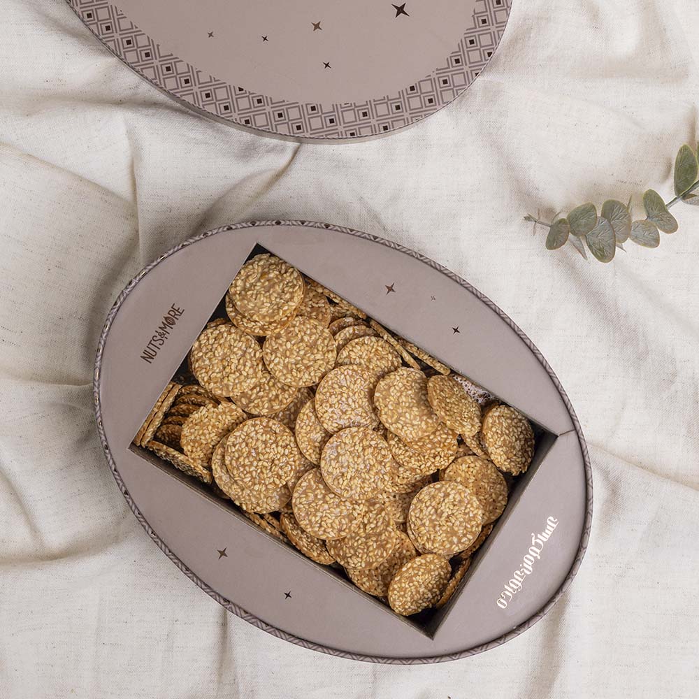 Semsemiya crispy in Ramadan Medium oval Box