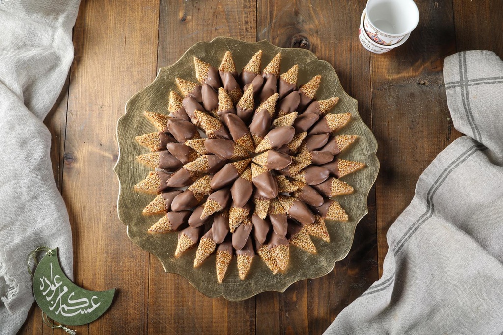 Semsemia choclate in Gold Tray 700 G