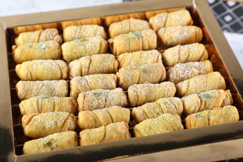 National Day Large Box Walnut Damlooj