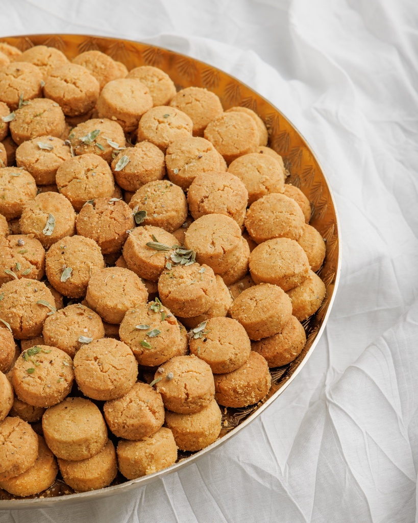 Royal Ghuraiba Medium Gold Tray