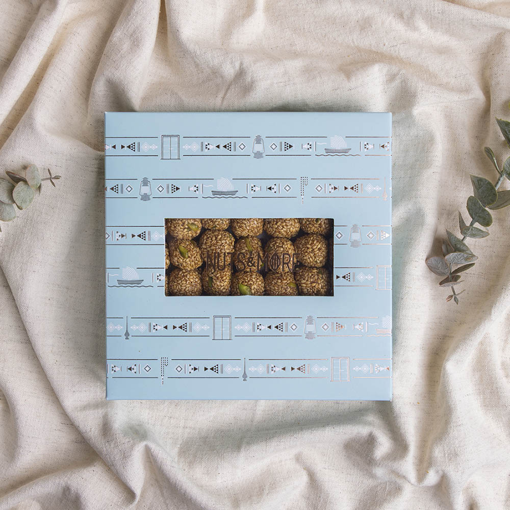 Semsemia Balls in Square Box 240G