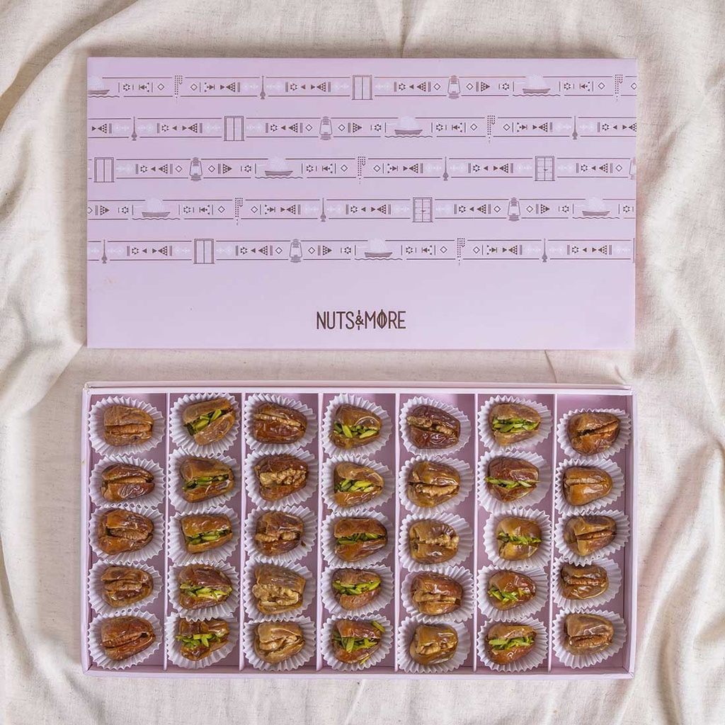 Mixed Dates With Nuts in Large Box