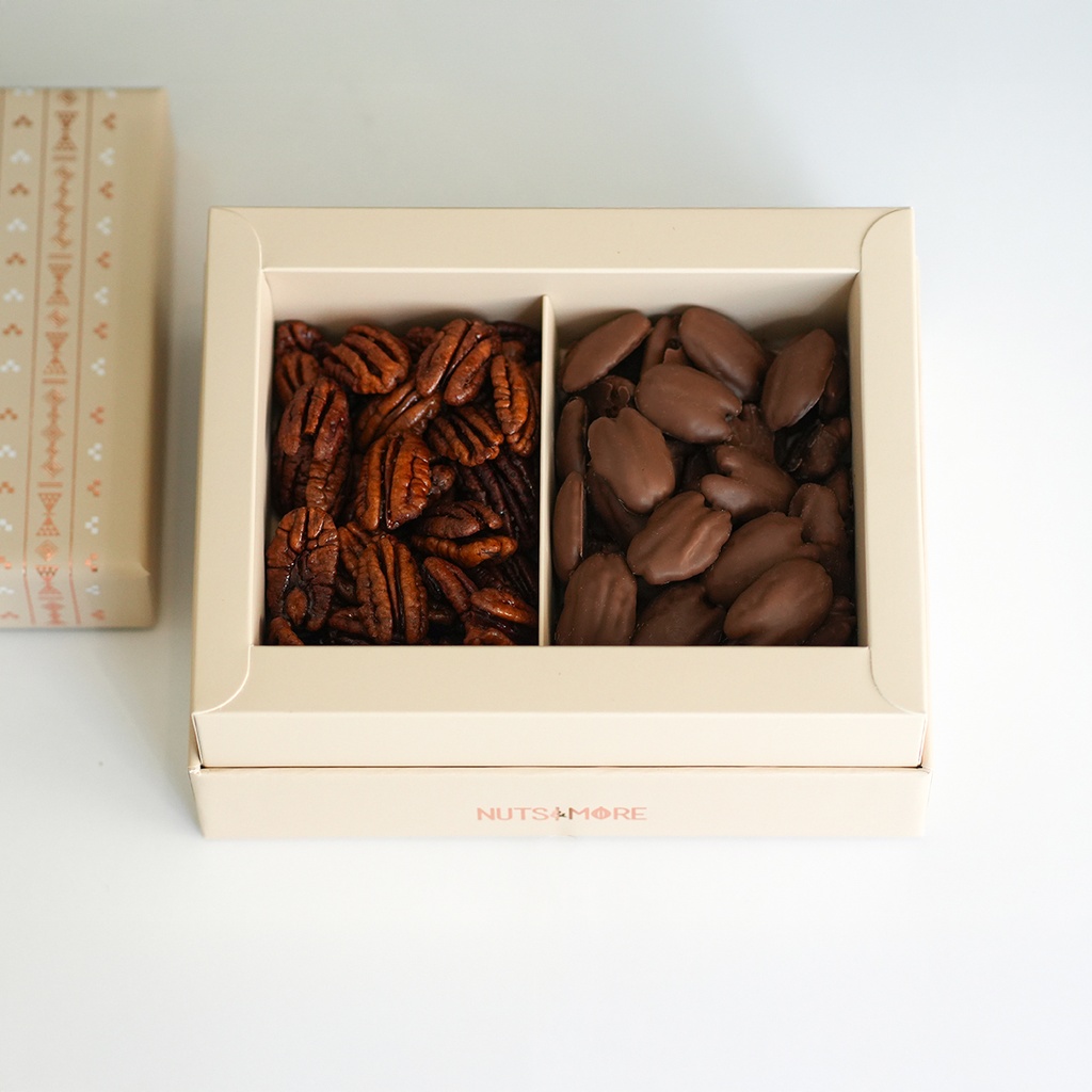 Medium Box Mix Chocolate & Caramelized Pecan