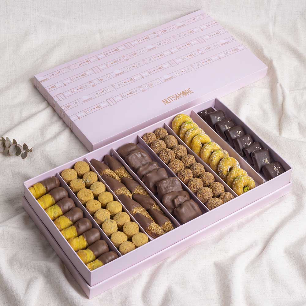 Large mixed chocolate sweet box