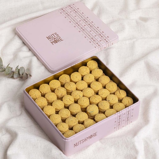 [1137] Ghuraiba royal in Medium Metal Box