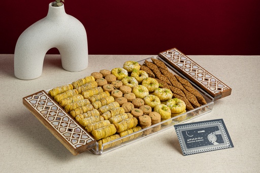 [1329] Luxury Tray With Wooden and Pearl Handle.