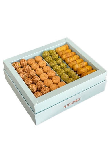 [1700] Large Box Mix Sweets