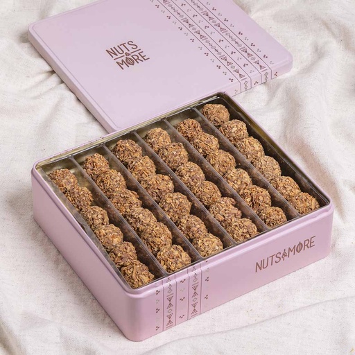 [1762] Coconut balls in Medium Metal Box